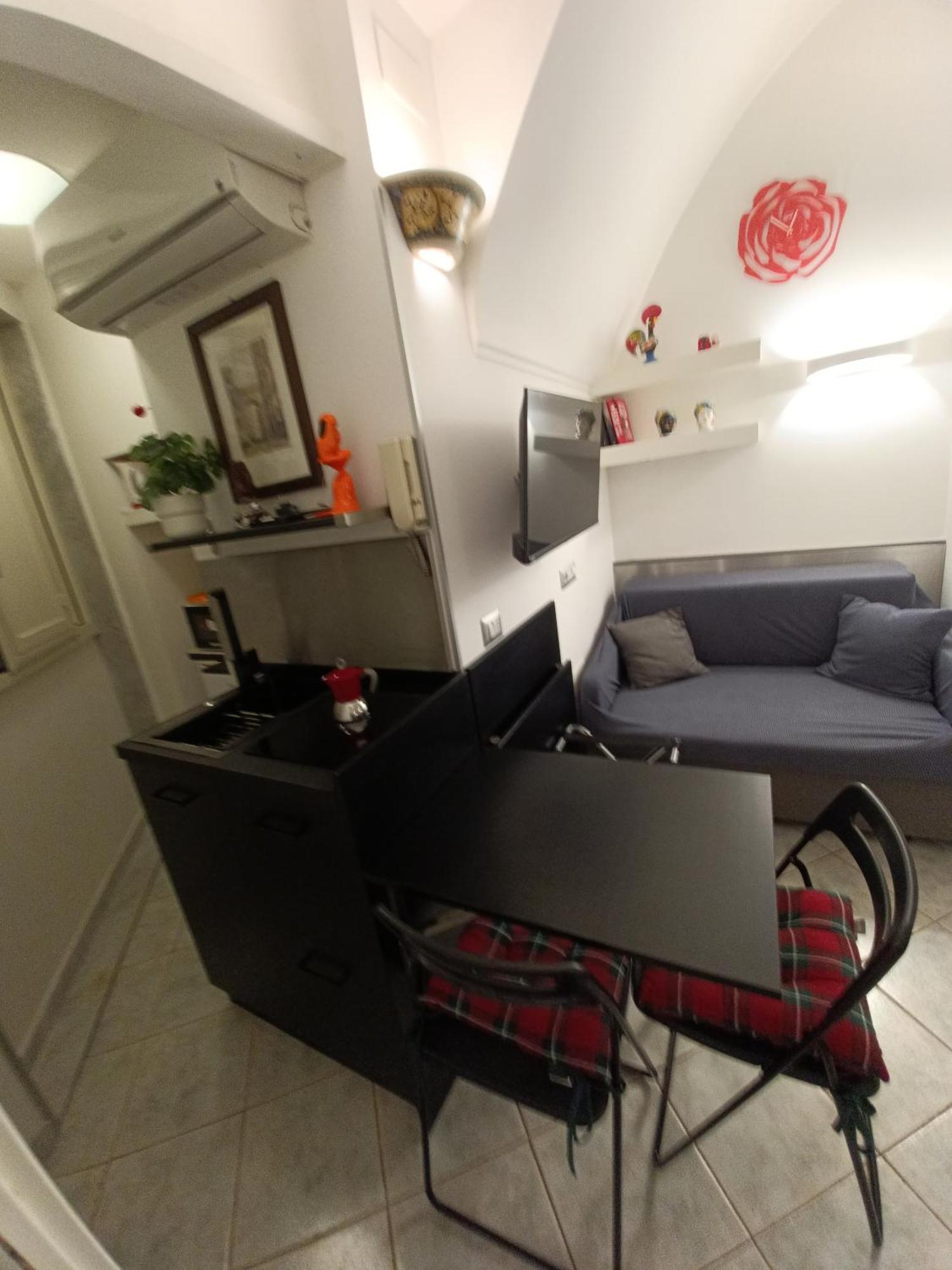 Ferienwohnung La Residenza Napoli Short Let Monolocale Standard Via Chiaia 82 Napoli Exterior foto